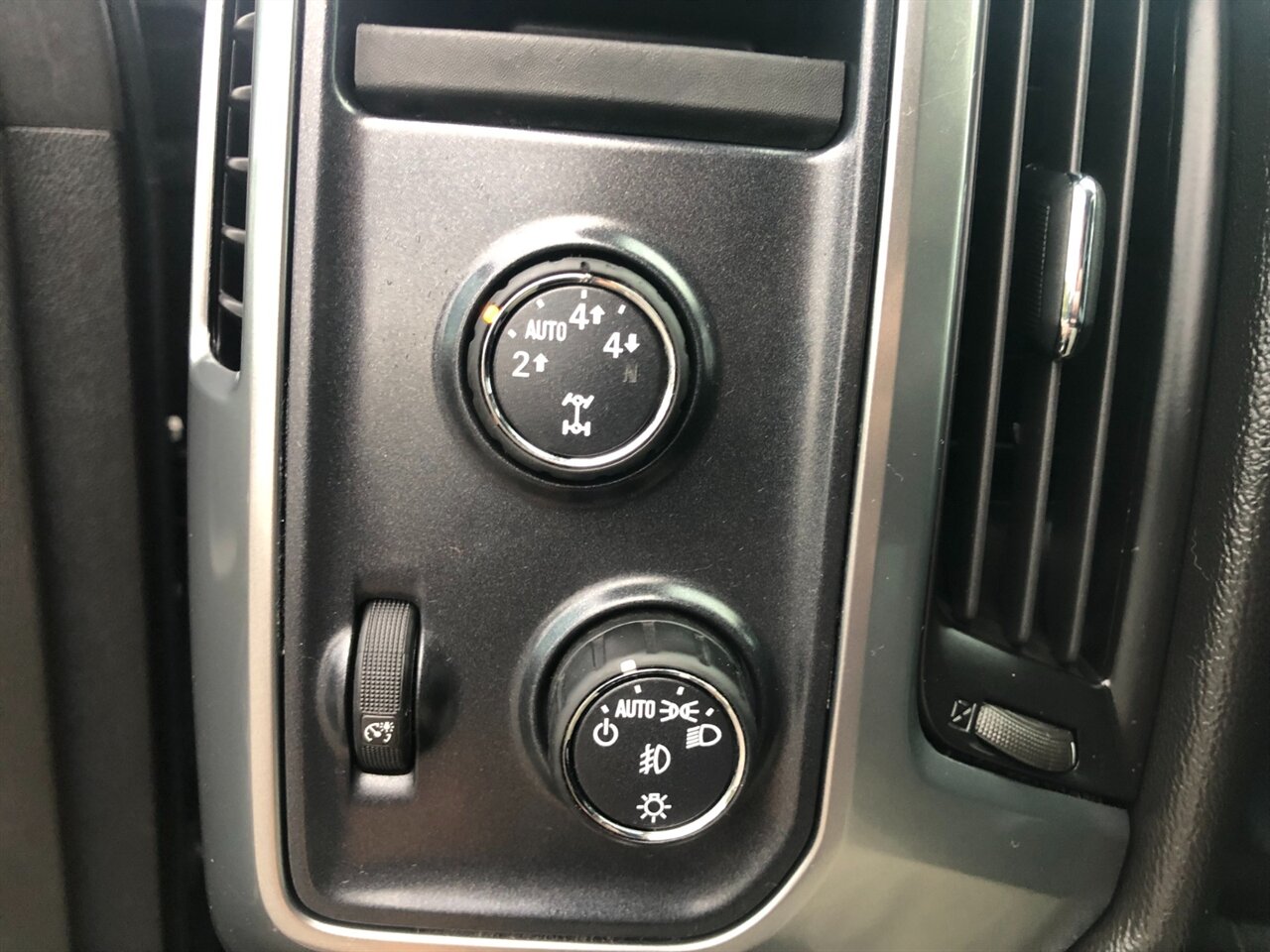 2014 Chevrolet Silverado 1500 LT Z71 - Photo 17 - Portland, OR 97266