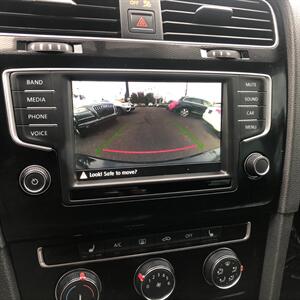 2016 Volkswagen Golf GTI SE   - Photo 14 - Portland, OR 97266