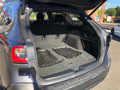 2020 Subaru Outback Premium   - Photo 8 - Portland, OR 97266