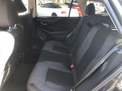 2020 Subaru Outback Premium   - Photo 10 - Portland, OR 97266