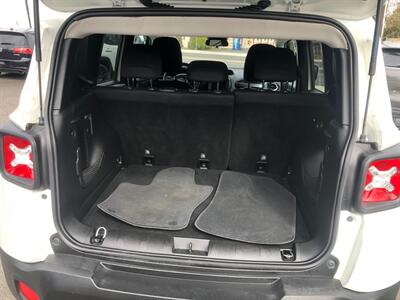 2018 Jeep Renegade Latitude   - Photo 8 - Portland, OR 97266