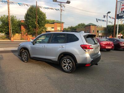 2020 Subaru Forester Premium   - Photo 2 - Portland, OR 97266
