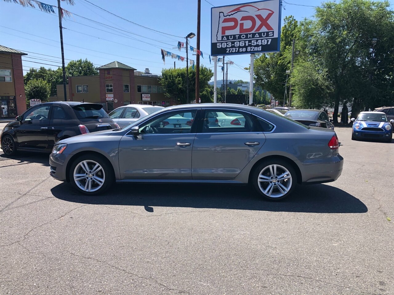 2014 Volkswagen Passat 2.0L TDI SE - Photo 1 - Portland, OR 97266