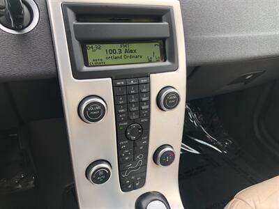 2011 Volvo C70 T5   - Photo 13 - Portland, OR 97266