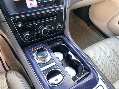2012 Jaguar XJL Portfolio   - Photo 12 - Portland, OR 97266