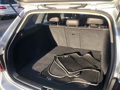 2011 Volkswagen Jetta SportWagen TDI   - Photo 7 - Portland, OR 97266
