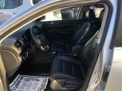 2011 Volkswagen Jetta SportWagen TDI   - Photo 8 - Portland, OR 97266