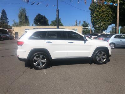 2014 Jeep Grand Cherokee Limited   - Photo 2 - Portland, OR 97266