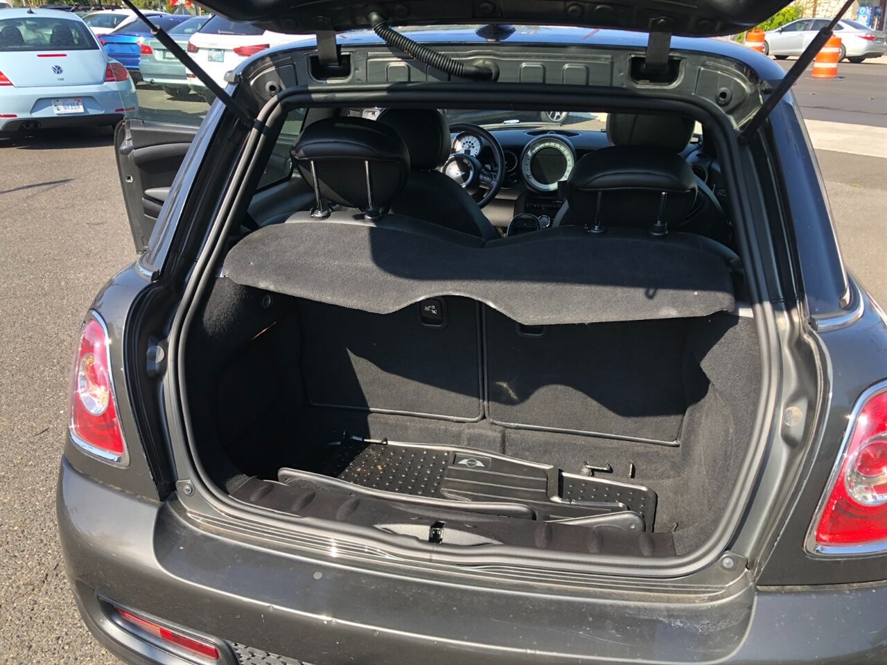 2011 MINI Cooper S - Photo 8 - Portland, OR 97266