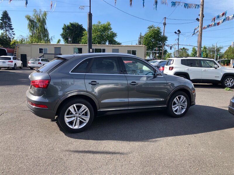 2018 Audi Q3 2.0T Quattro Premium Plus  