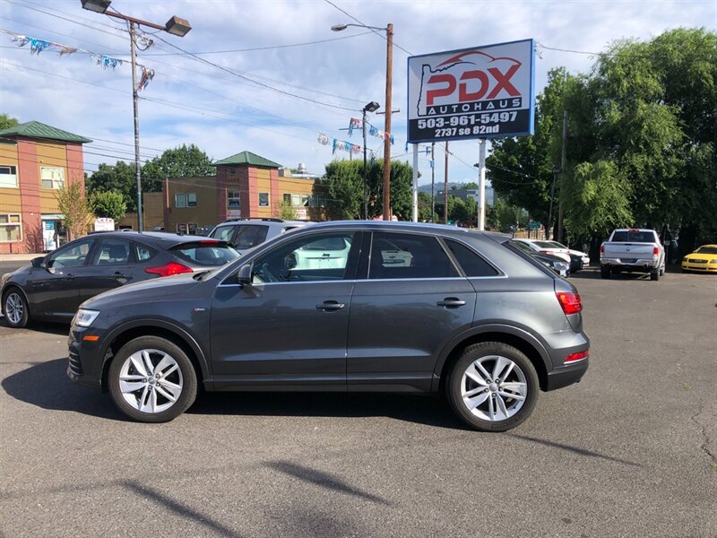 2018 Audi Q3 2.0T Quattro Premium Plus  