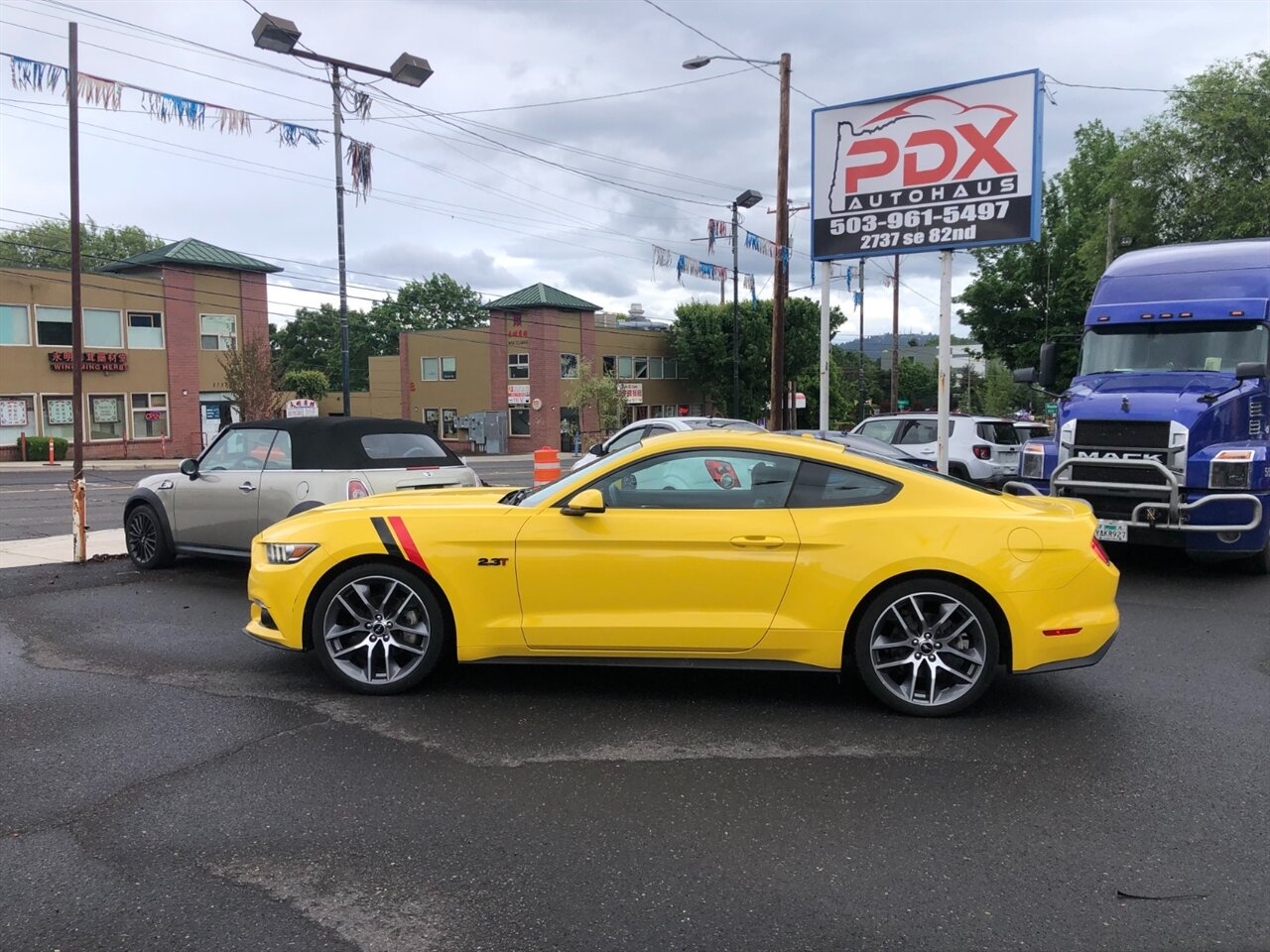 2016 Ford Mustang EcoBoost Premium   - Photo 1 - Portland, OR 97266