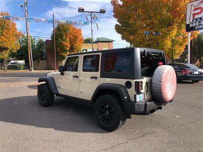 2011 Jeep Wrangler Unlimited Rubicon   - Photo 3 - Portland, OR 97266