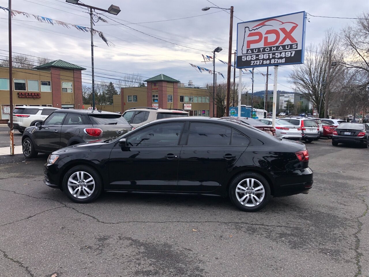 2017 Volkswagen Jetta 1.4T S   - Photo 1 - Portland, OR 97266