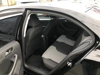 2017 Volkswagen Jetta 1.4T S   - Photo 10 - Portland, OR 97266