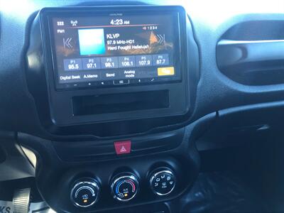 2017 Jeep Renegade Sport   - Photo 13 - Portland, OR 97266