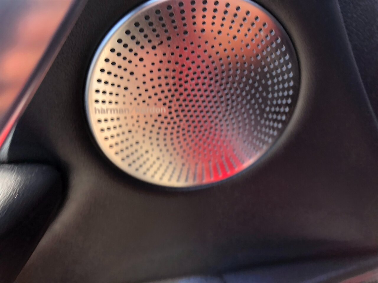 2018 Kia Stinger GT2 - Photo 16 - Portland, OR 97266