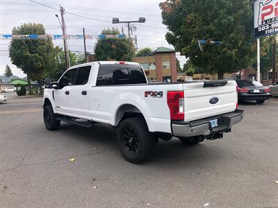 2019 Ford F-350 SUPER DUTY XLT   - Photo 4 - Portland, OR 97266