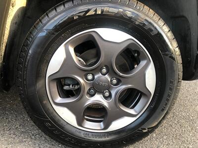 2016 Jeep Renegade Sport   - Photo 15 - Portland, OR 97266
