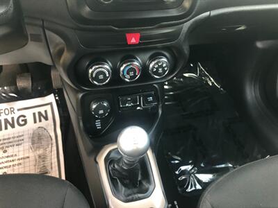2016 Jeep Renegade Sport   - Photo 12 - Portland, OR 97266