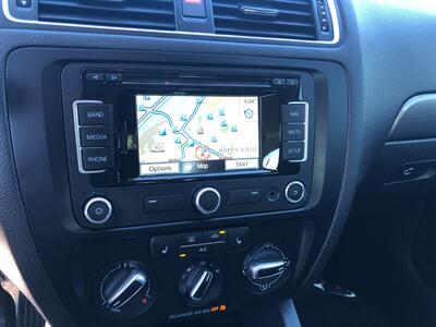 2014 Volkswagen Jetta TDI   - Photo 13 - Portland, OR 97266