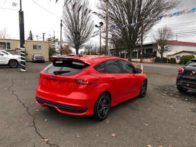 2016 Ford Focus ST   - Photo 4 - Portland, OR 97266