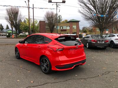 2016 Ford Focus ST   - Photo 3 - Portland, OR 97266