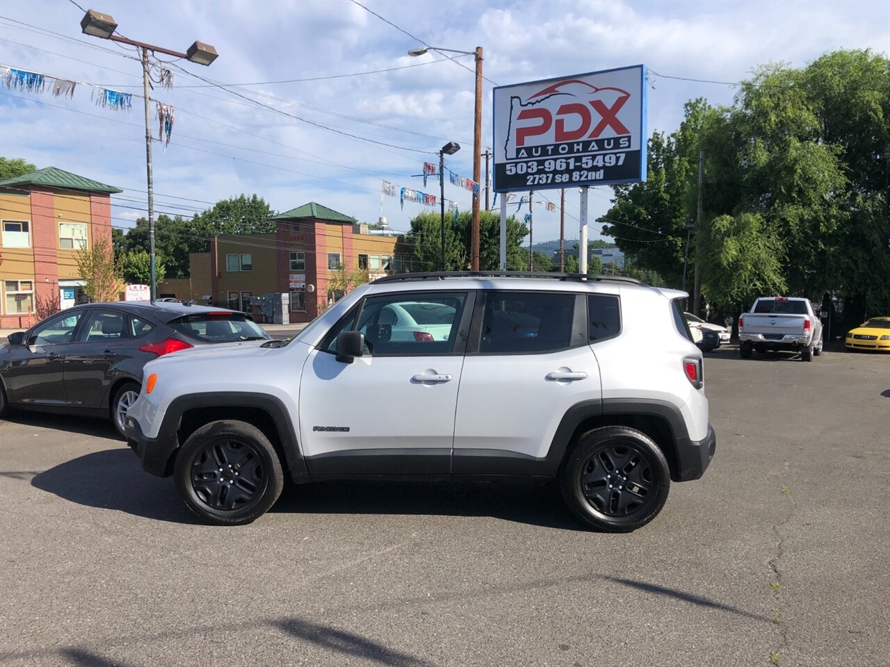2020 Jeep Renegade Upland   - Photo 1 - Portland, OR 97266