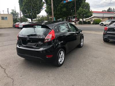 2017 Ford Fiesta SE   - Photo 4 - Portland, OR 97266