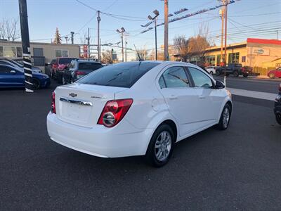 2014 Chevrolet Sonic LT Auto - Photo 4 - Portland, OR 97266