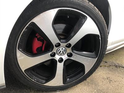 2015 Volkswagen Golf GTI S   - Photo 15 - Portland, OR 97266