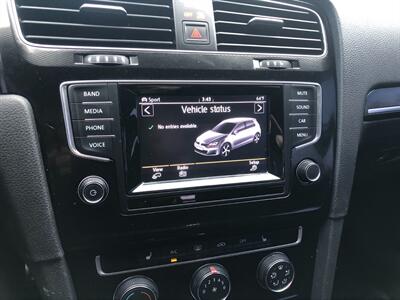 2015 Volkswagen Golf GTI S   - Photo 14 - Portland, OR 97266