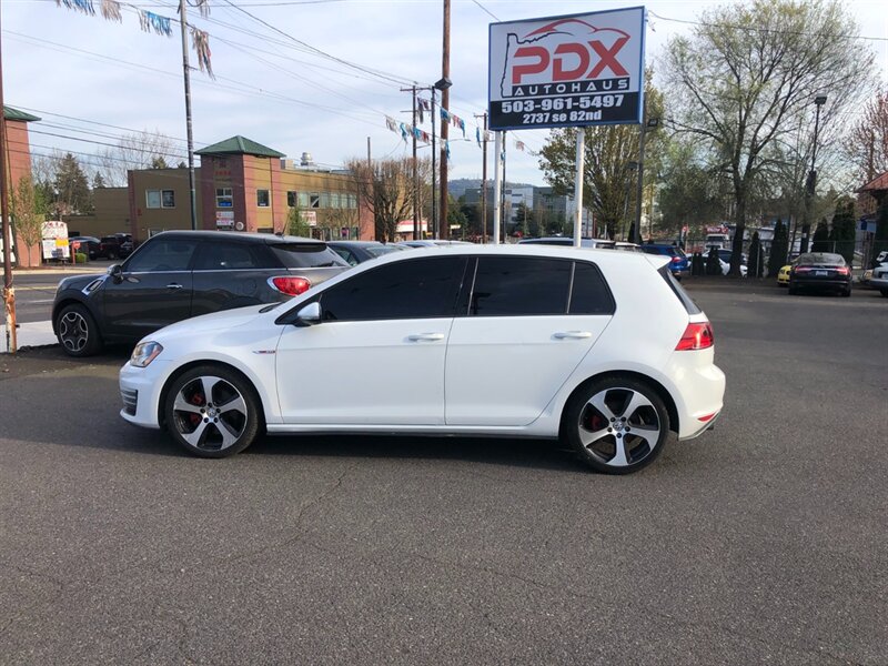 2015 Volkswagen Golf GTI S  