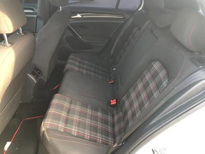 2015 Volkswagen Golf GTI S   - Photo 10 - Portland, OR 97266