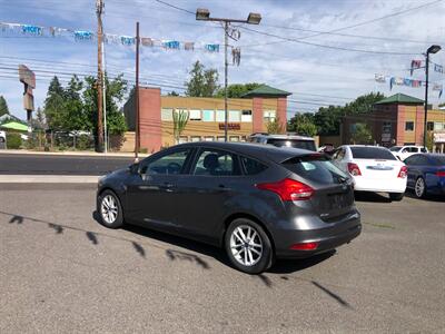 2015 Ford Focus SE   - Photo 3 - Portland, OR 97266