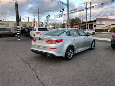 2019 Kia Optima LX - Photo 4 - Portland, OR 97266