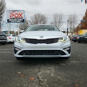 2019 Kia Optima LX   - Photo 3 - Portland, OR 97266