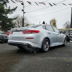 2019 Kia Optima LX   - Photo 8 - Portland, OR 97266