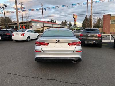 2019 Kia Optima LX - Photo 5 - Portland, OR 97266