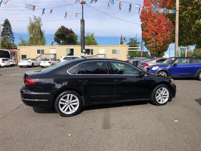 2018 Volkswagen Passat 2.0T SE   - Photo 2 - Portland, OR 97266