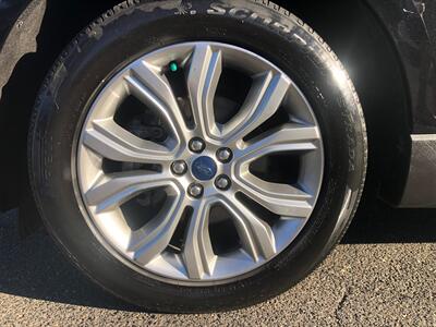2019 Ford Edge Titanium   - Photo 18 - Portland, OR 97266