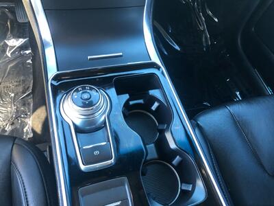 2019 Ford Edge Titanium   - Photo 13 - Portland, OR 97266