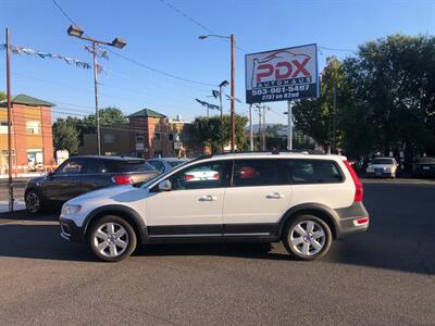 2009 Volvo XC70 T6   - Photo 1 - Portland, OR 97266
