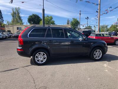 2010 Volvo XC90 3.2   - Photo 2 - Portland, OR 97266