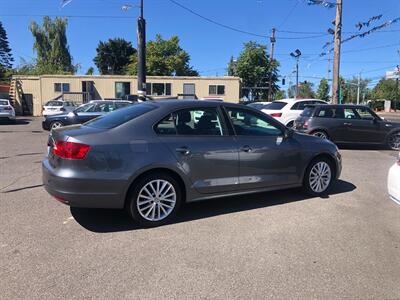 2013 Volkswagen Jetta S   - Photo 2 - Portland, OR 97266