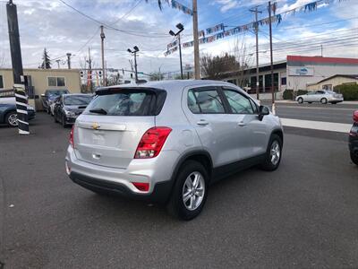 2019 Chevrolet Trax LS   - Photo 4 - Portland, OR 97266