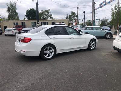 2012 BMW 328i   - Photo 2 - Portland, OR 97266