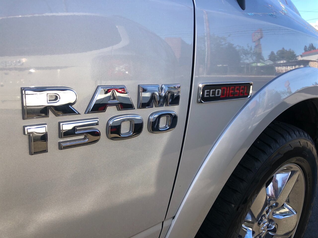 2018 RAM 1500 Laramie - Photo 6 - Portland, OR 97266
