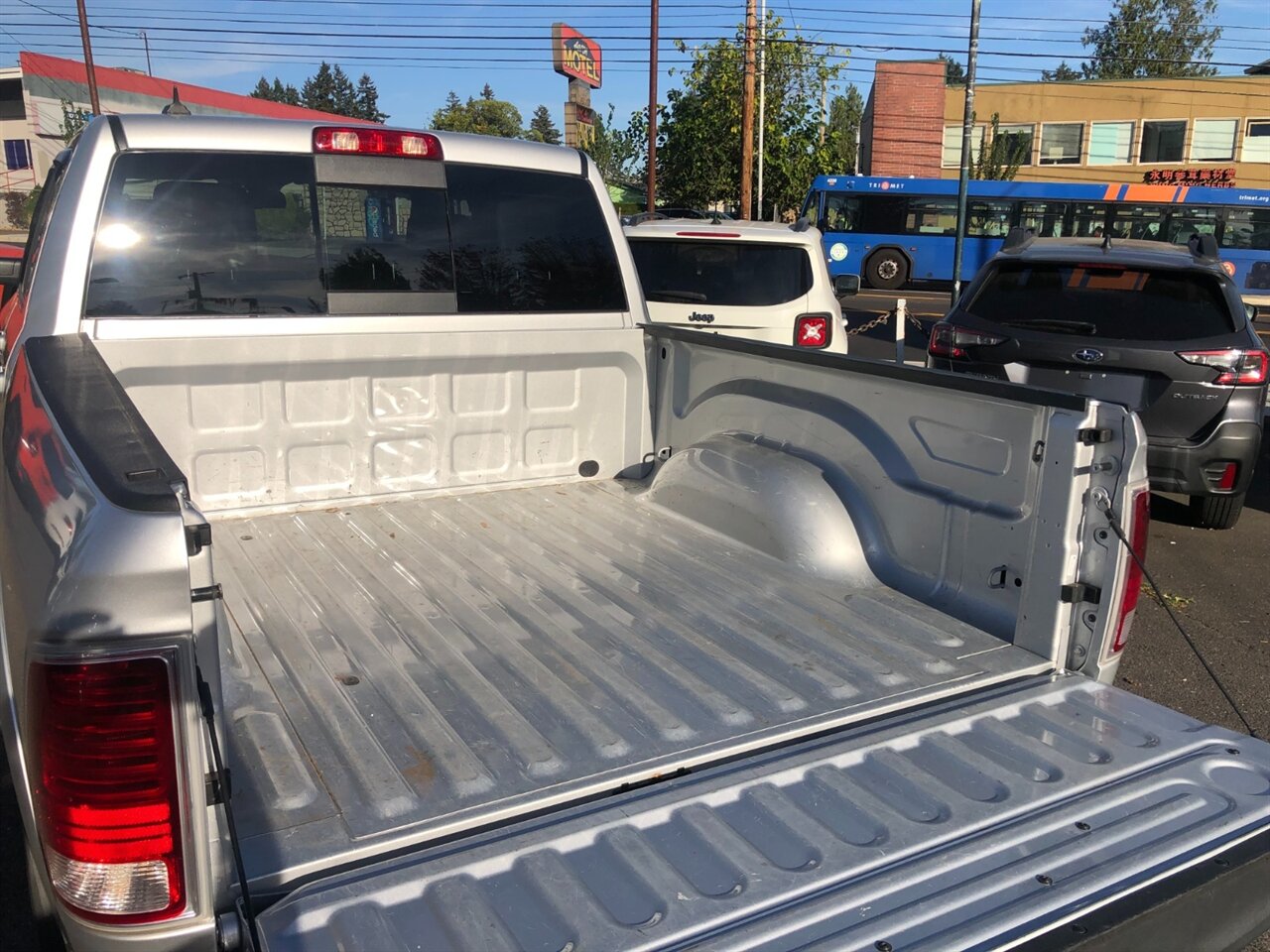 2018 RAM 1500 Laramie - Photo 8 - Portland, OR 97266