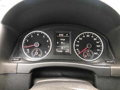 2013 Volkswagen Tiguan S 4MOTION - Photo 8 - Portland, OR 97266